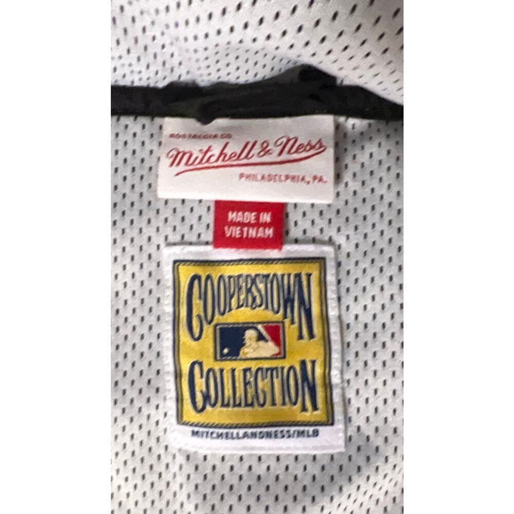 EUC Mitchell and Ness Chicago White Sox Jacket - Men's 2XL - Picture 7 of 12